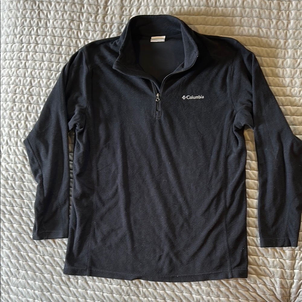 Columbia Black Long-Sleeve Pullover